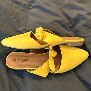 SERRA Slip Ons